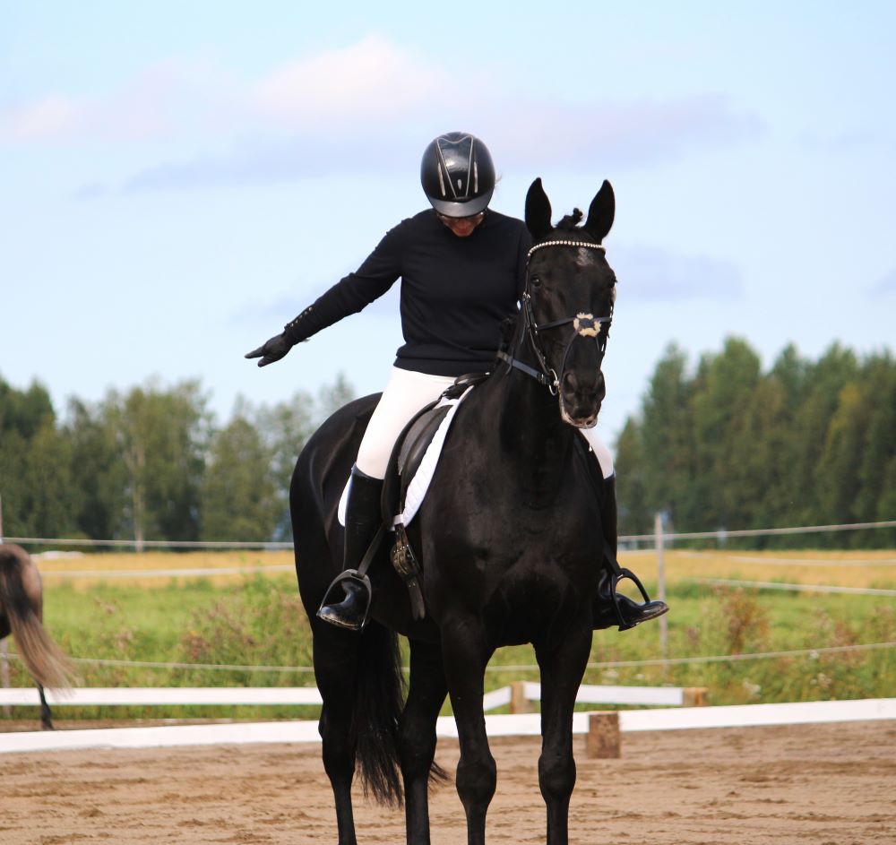 Lacu and Hanna-Kaisa at a competition